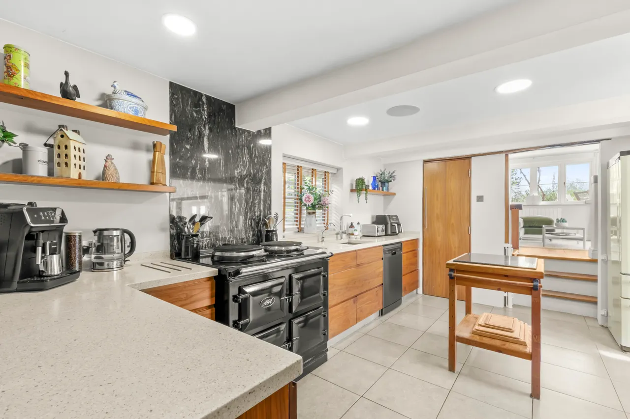 Ickford Road, Shabbington, HP18, photo 5