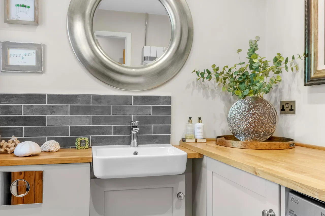 Ickford Road, Shabbington, HP18, photo 14