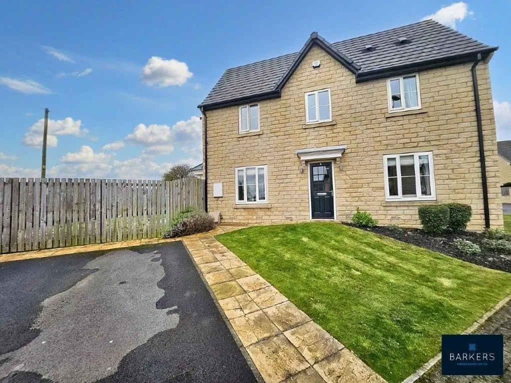 White Lee Croft, Batley WF17 8FF, photo 18