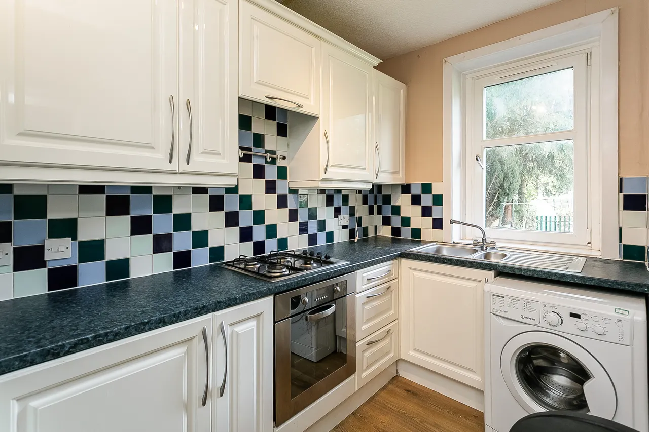 Prestonfield Avenue, Prestonfield, EH16, photo 6