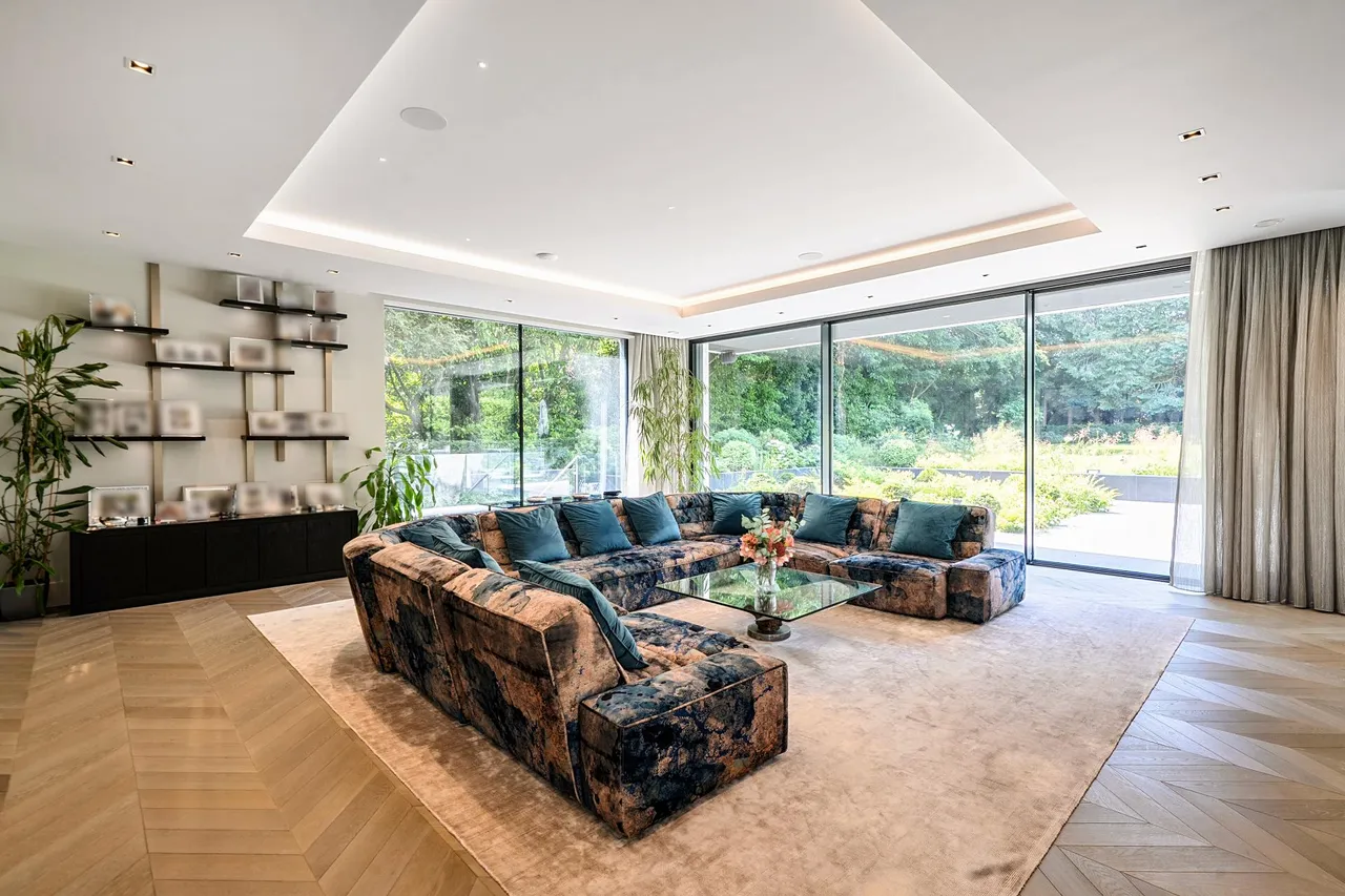 Warren Drive, Kingswood, photo 18