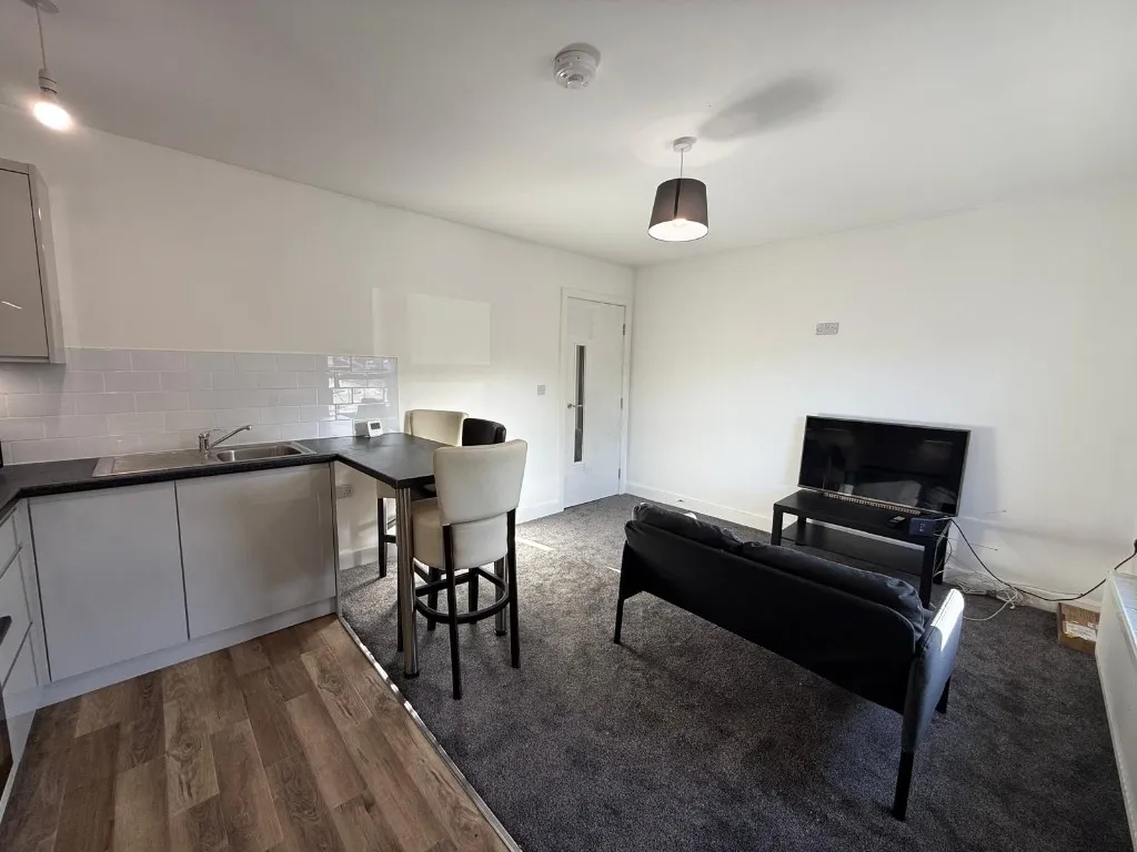George Street, Newcastle-Under-Lyme, ST5, photo 5