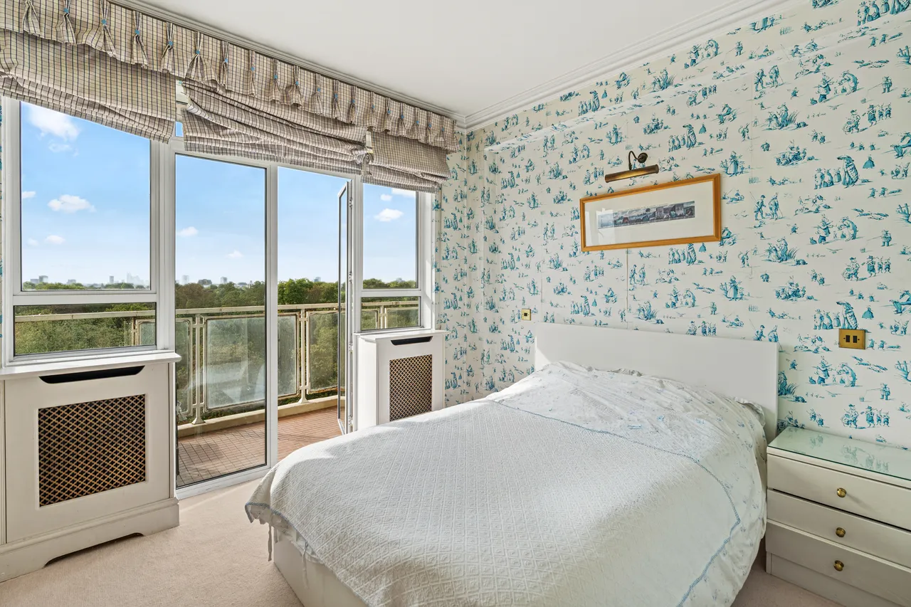 Prince Albert Road, St John's Wood, London, photo 9