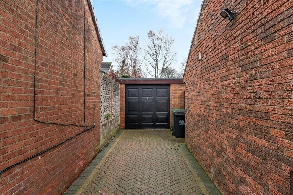 Dale Park Avenue, Kilburn, DE56, photo 24