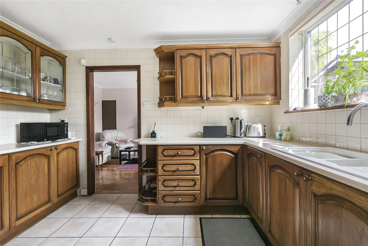 Camlet Way, Hadley Wood, Hertfordshire, EN4 0NL, photo 13