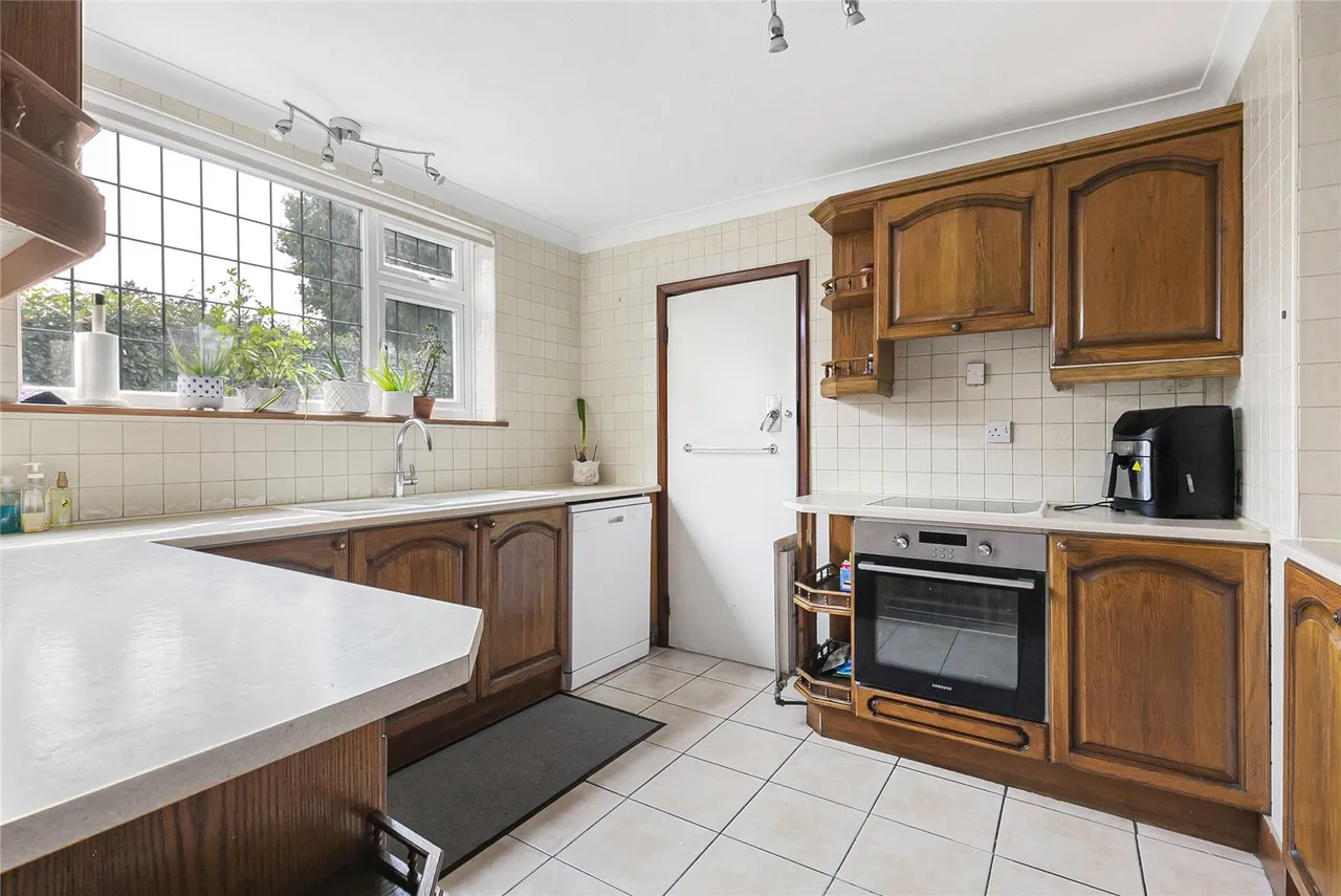 Camlet Way, Hadley Wood, Hertfordshire, EN4 0NL, photo 12