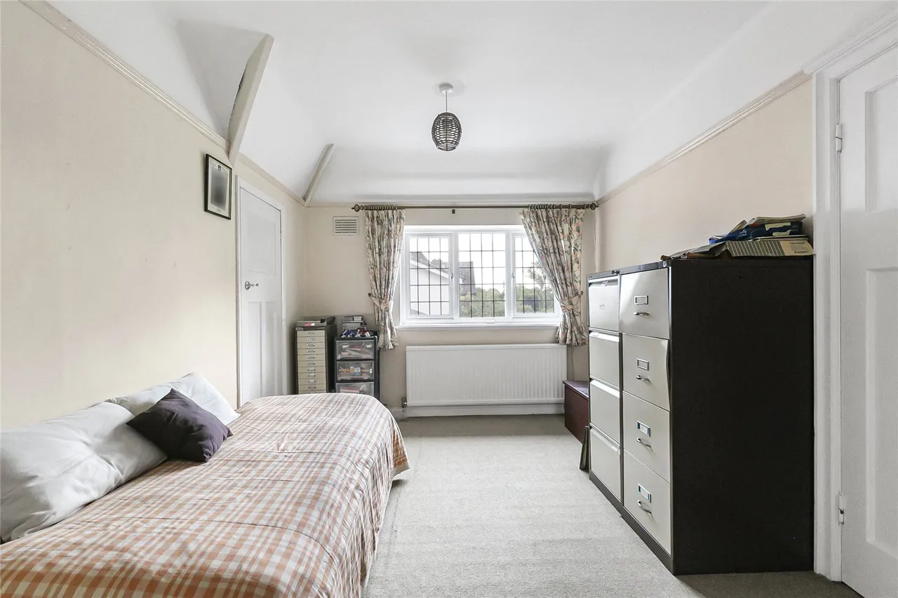 Camlet Way, Hadley Wood, Hertfordshire, EN4 0NL, photo 22