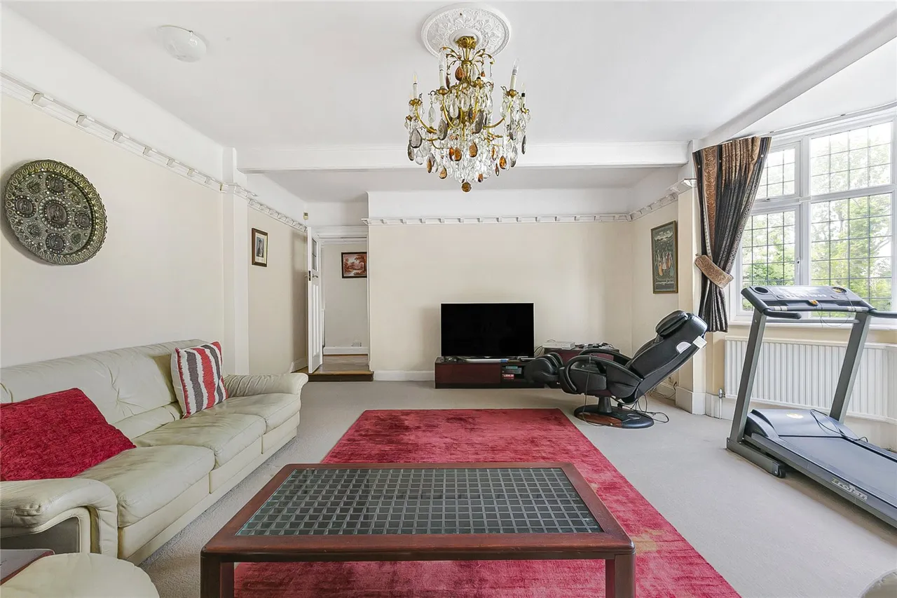 Camlet Way, Hadley Wood, Hertfordshire, EN4 0NL, photo 11