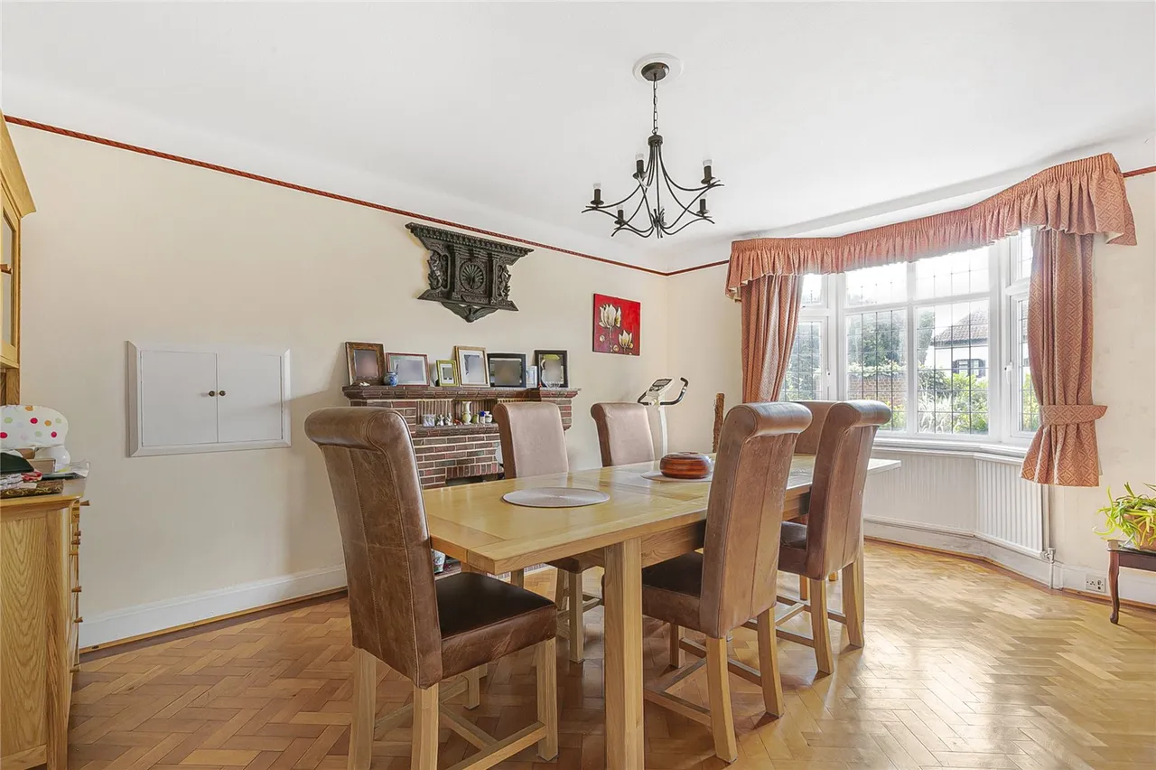 Camlet Way, Hadley Wood, Hertfordshire, EN4 0NL, photo 15