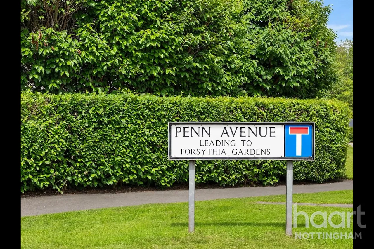 3 bed flat for sale, Penn Avenue, Lenton, NG7