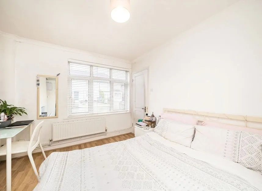 Charter Road, Kingston Upon Thames, KT1, photo 4