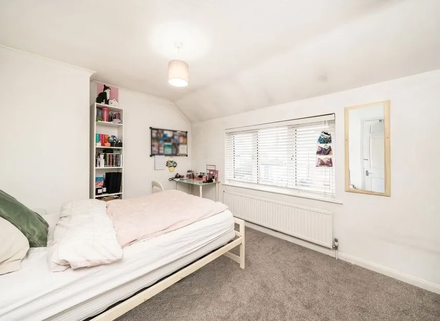 Charter Road, Kingston Upon Thames, KT1, photo 5