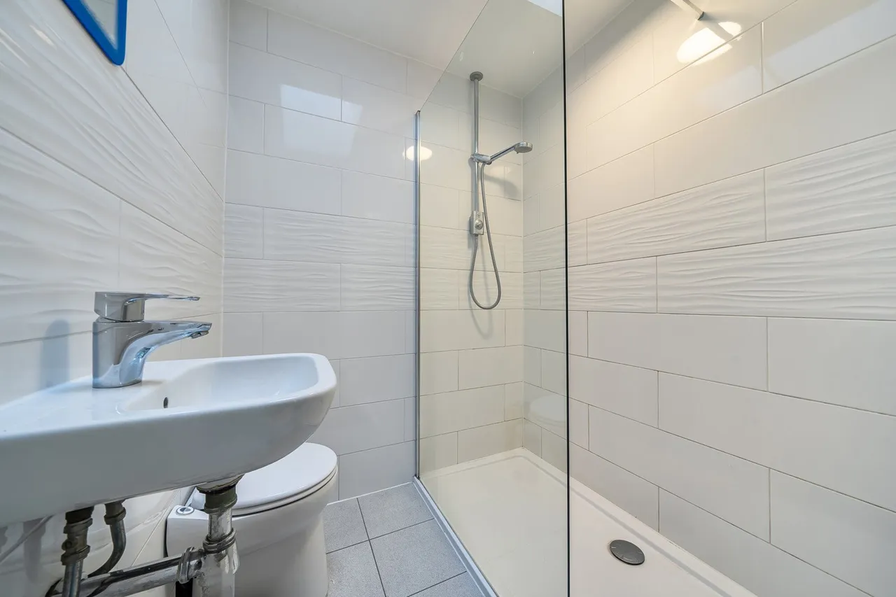 Wellan Close, DA15, photo 16