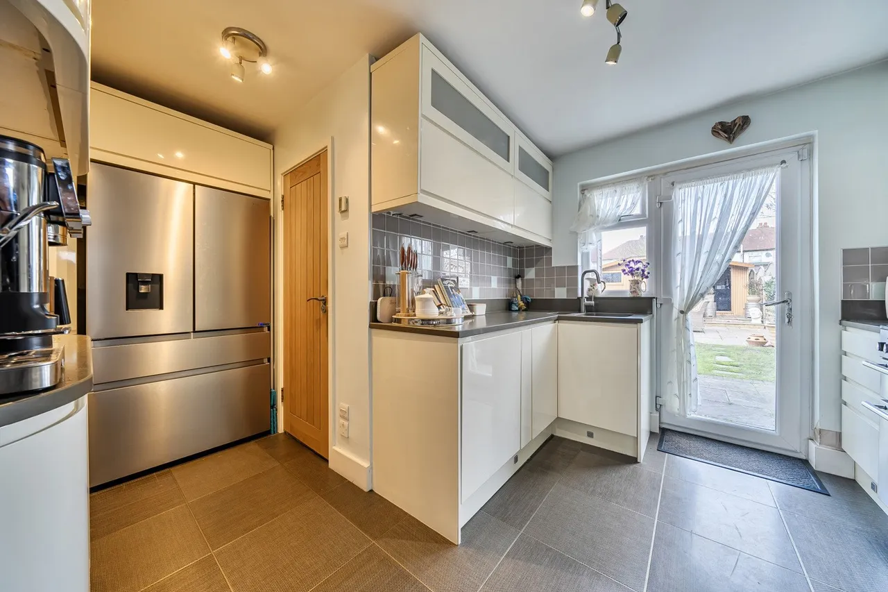 Wellan Close, DA15, photo 12
