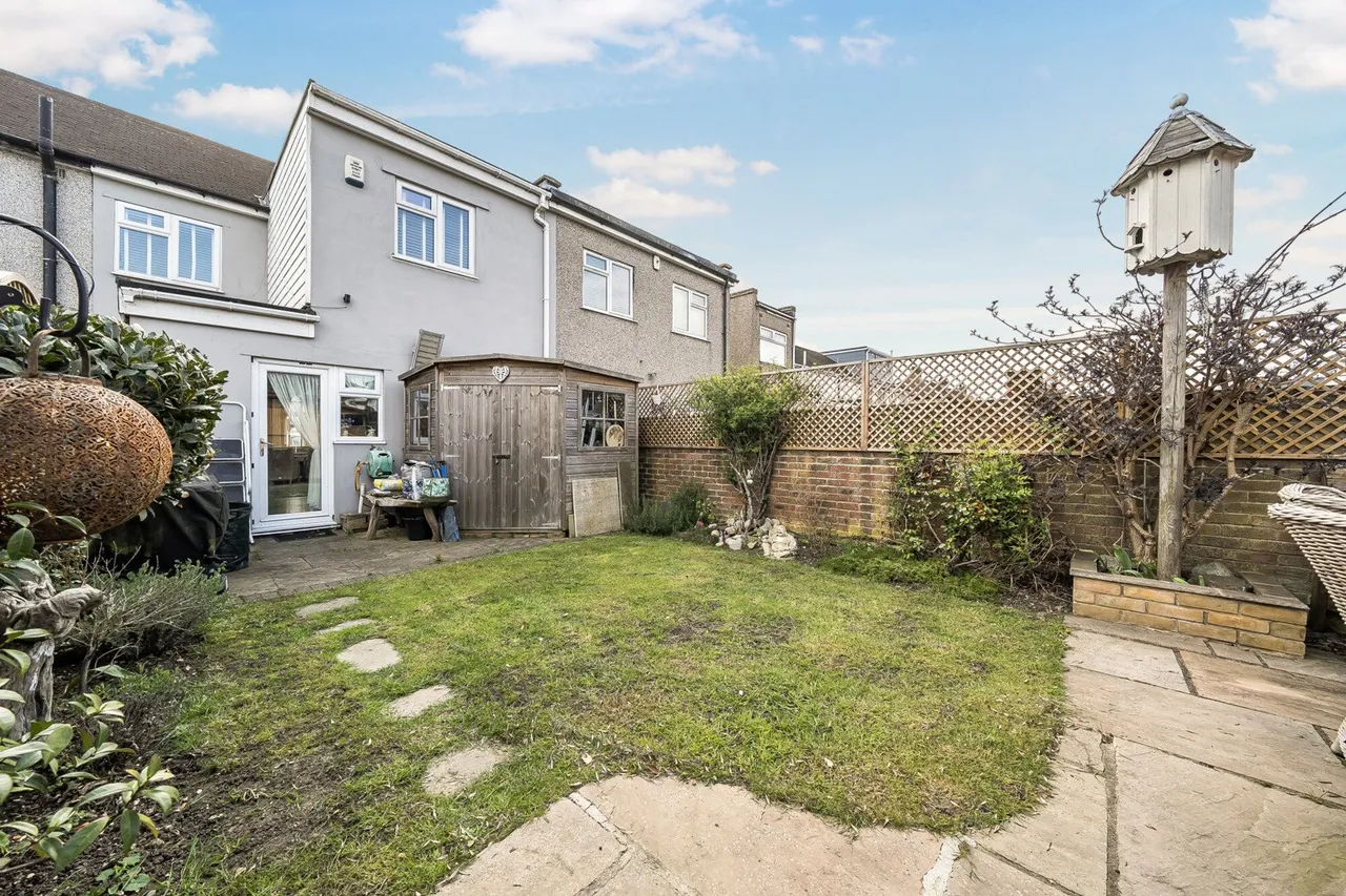 Wellan Close, DA15, photo 11