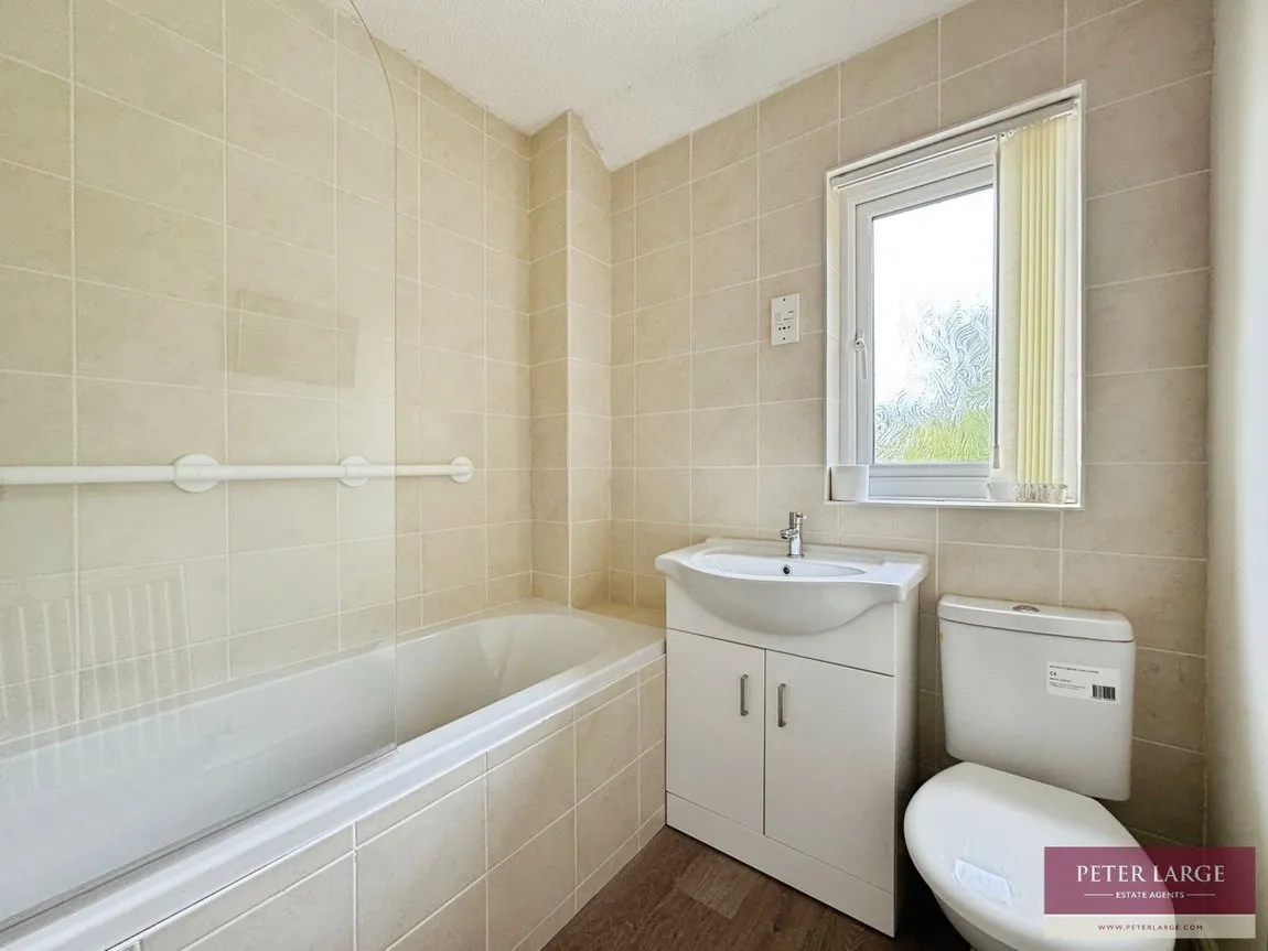 Llys Robin Goch, Rhyl, Denbighshire, LL18 4QE, photo 14