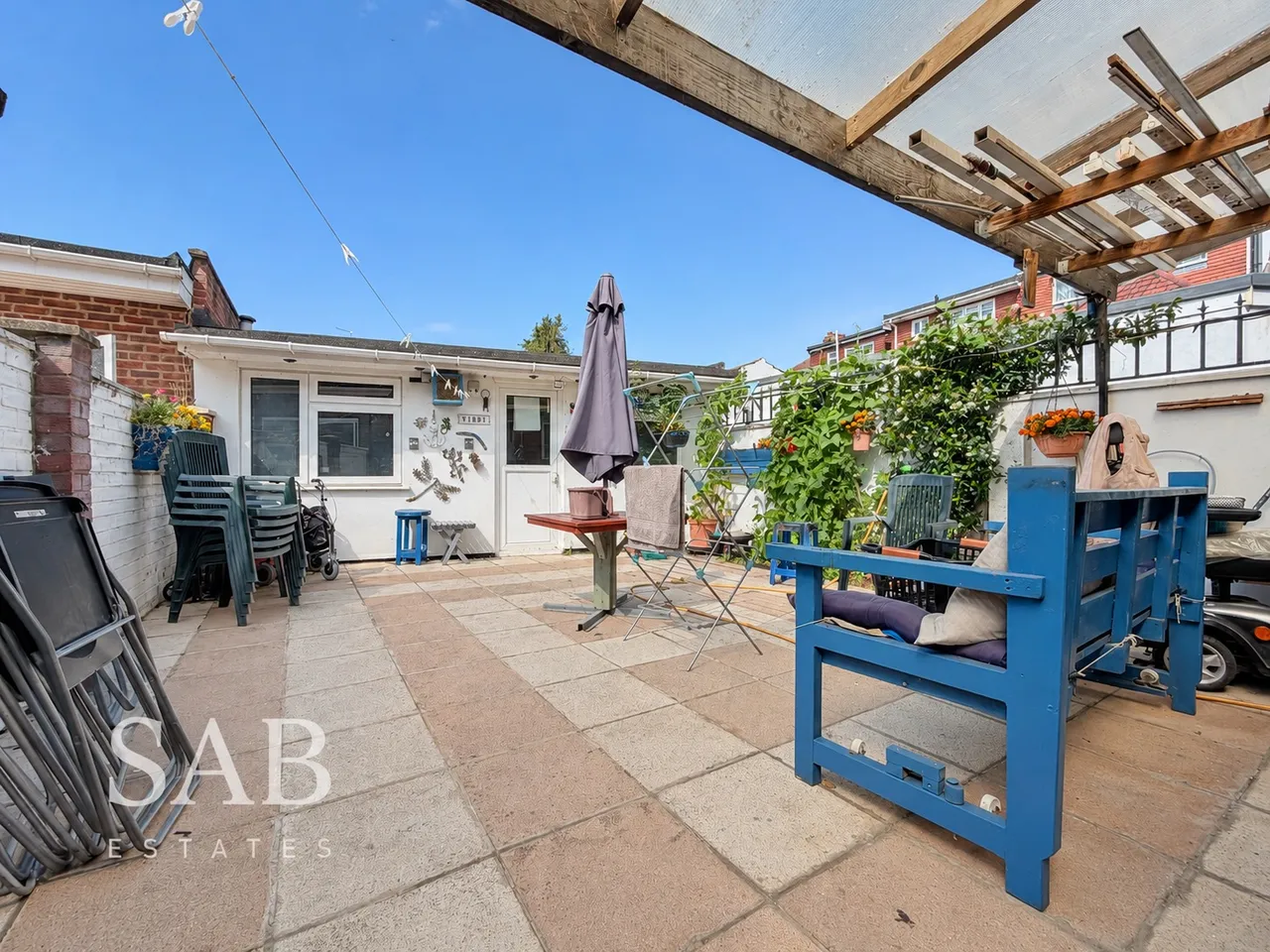 St. Stephens Close, Southall, UB1, photo 16