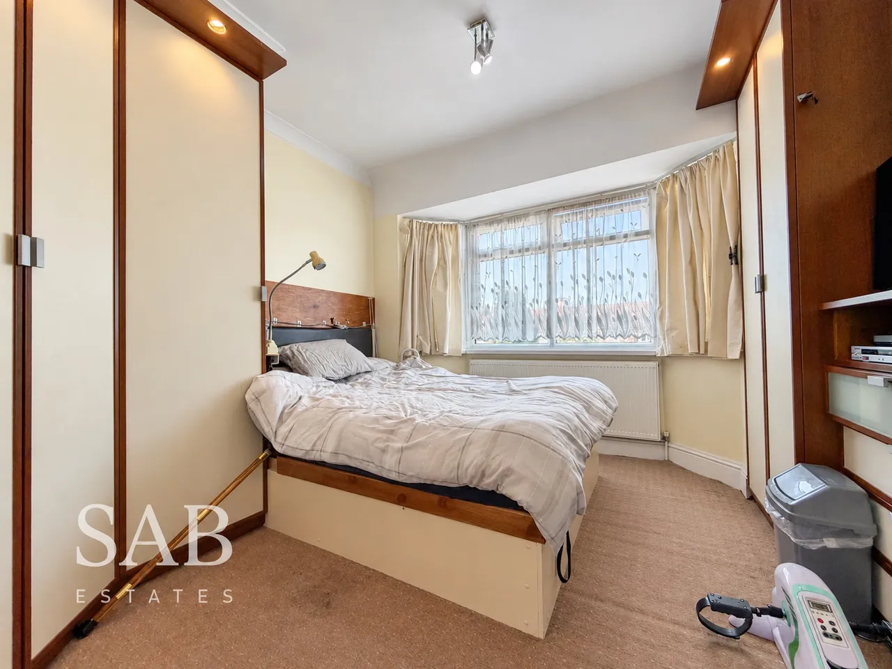 St. Stephens Close, Southall, UB1, photo 10