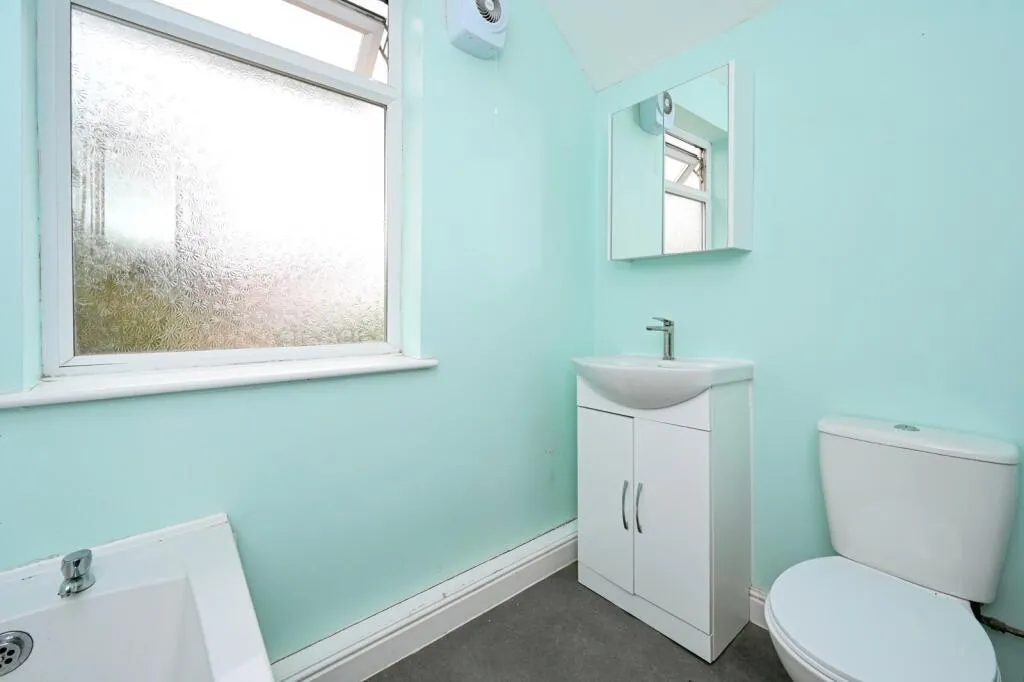 Kingsway, Kirkby-In-Ashfield, NG17, photo 14