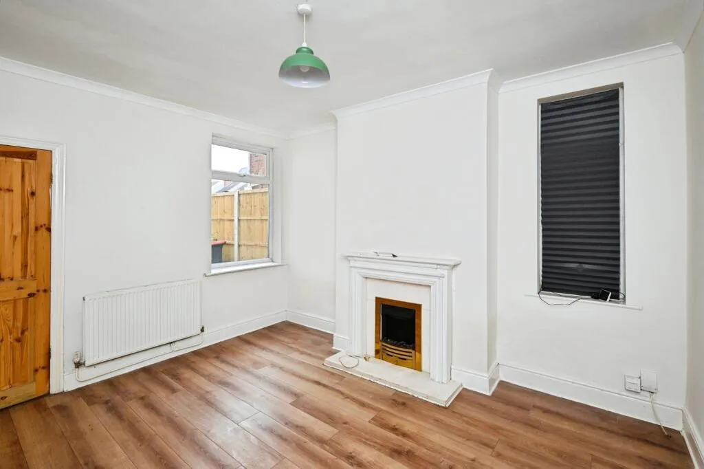 Kingsway, Kirkby-In-Ashfield, NG17, photo 7