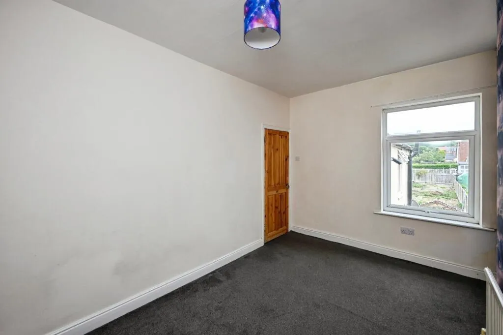Kingsway, Kirkby-In-Ashfield, NG17, photo 9
