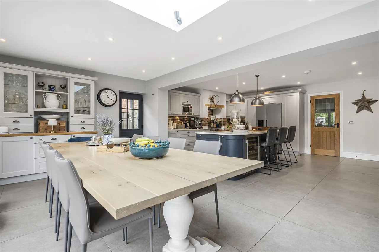 Bicester Road, Launton, photo 23