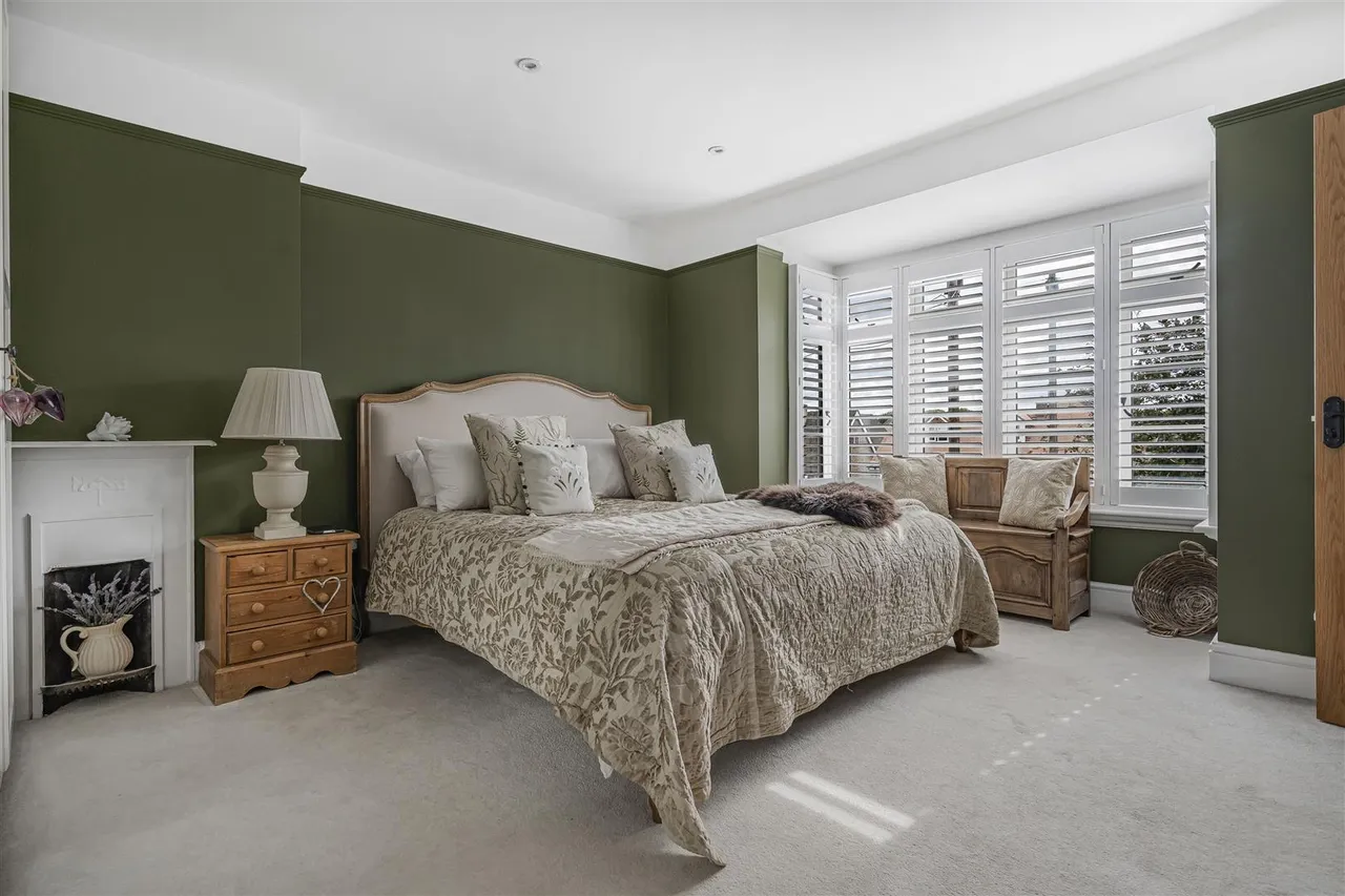 Bicester Road, Launton, photo 12