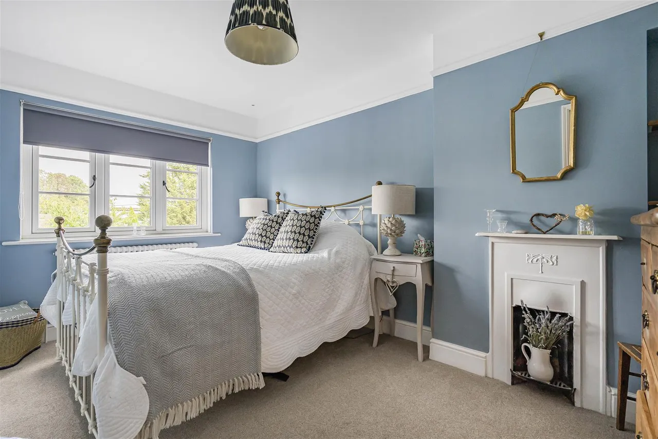 Bicester Road, Launton, photo 10