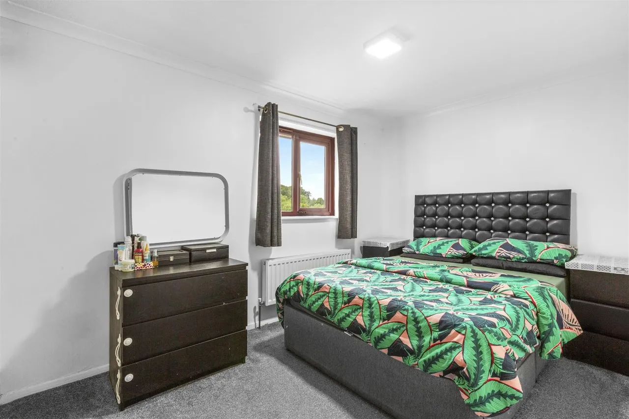 Wychwood Gardens, High Wycombe, HP12, photo 6