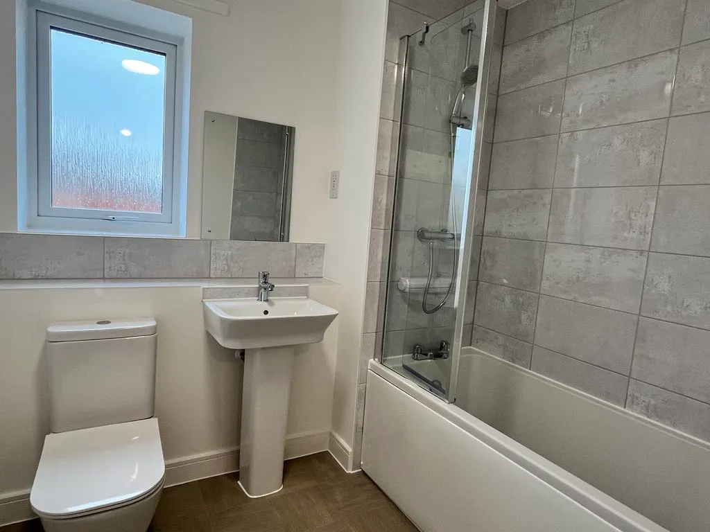 Harvest Hill, Maidenhead SL6 2QP, photo 4