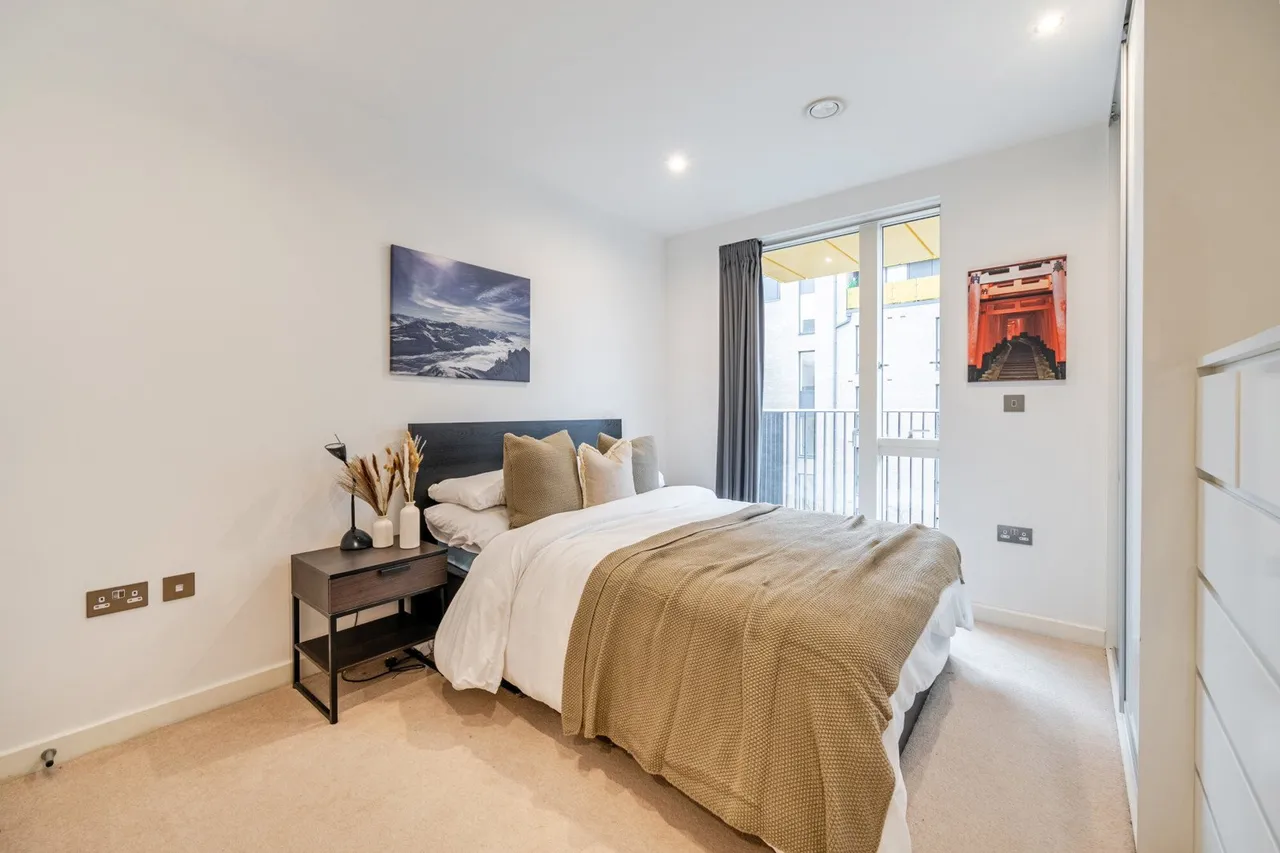 Arts Lane, SE16, photo 16