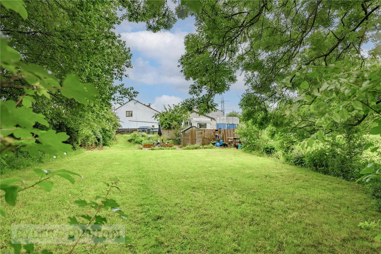 Acres, Chadderton, OL1, photo 24