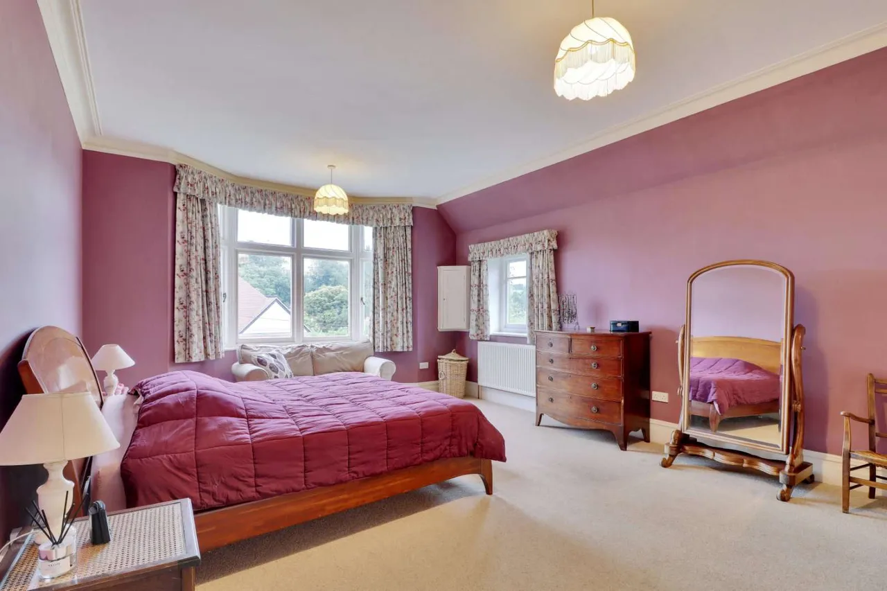 Madeira Park, Tunbridge Wells, Kent, TN2 5SY, photo 11