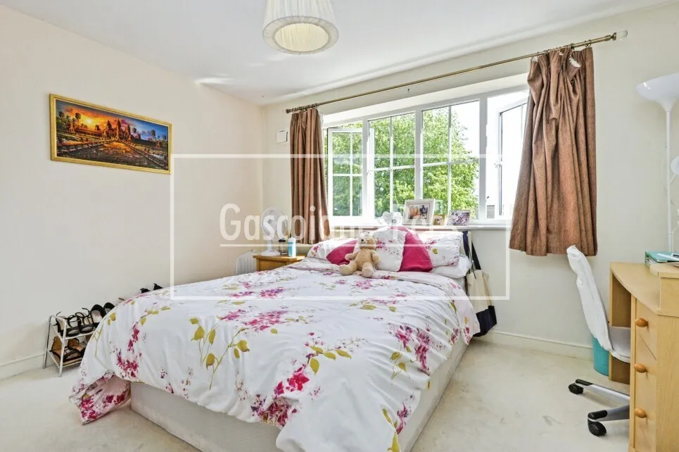 Cuddington Avenue, KT4, photo 7
