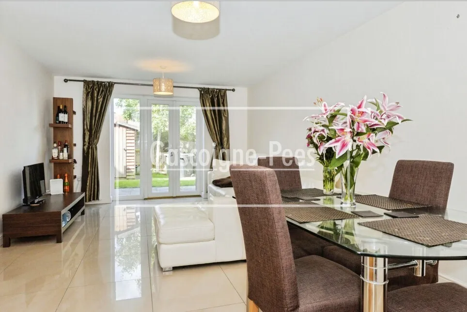 Cuddington Avenue, KT4, photo 3