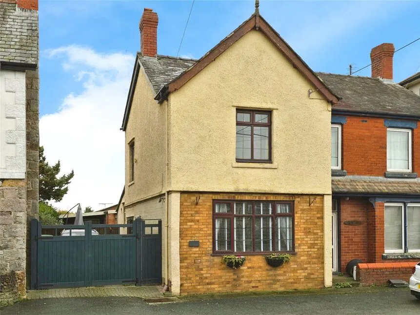 2 bed house for sale — Llanymynech, Shropshire, SY22