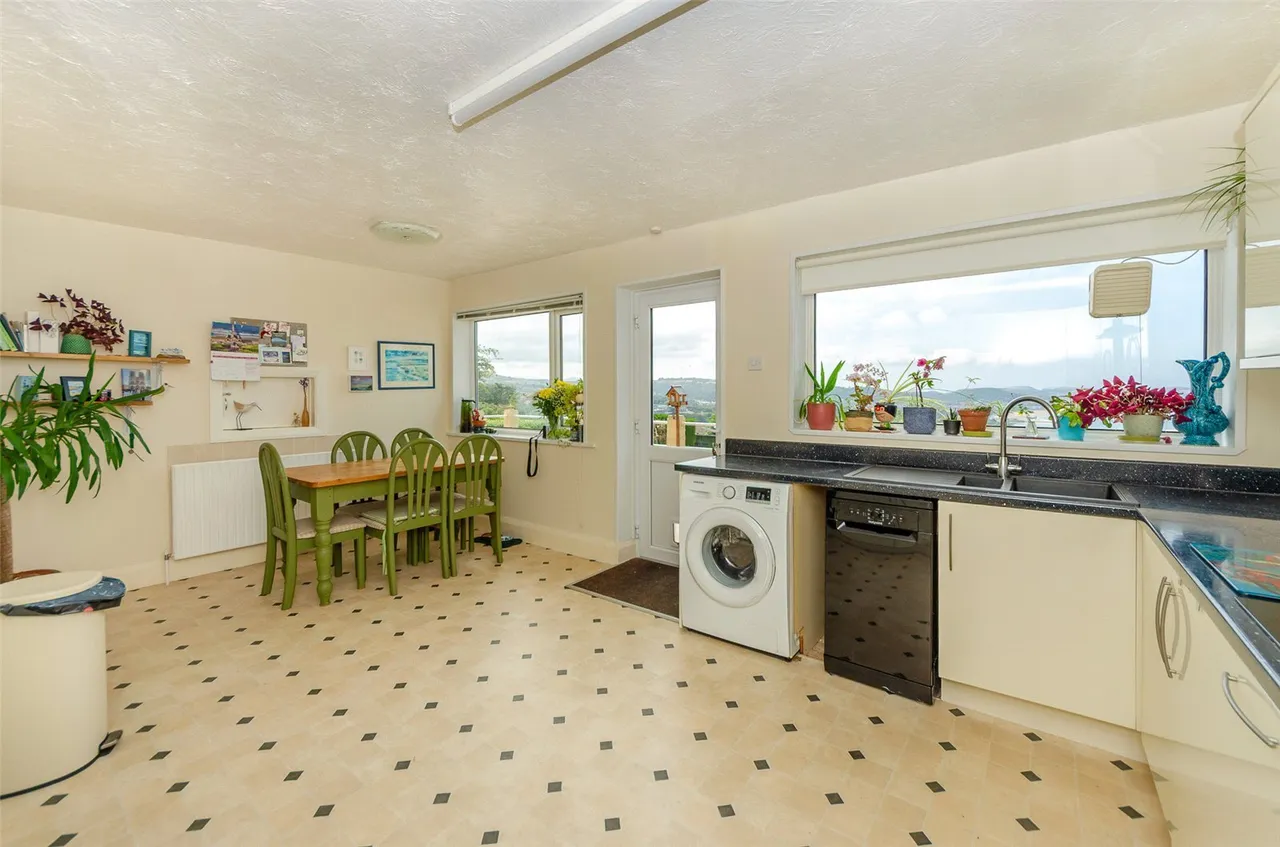 Craig Road, Old Colwyn, photo 7