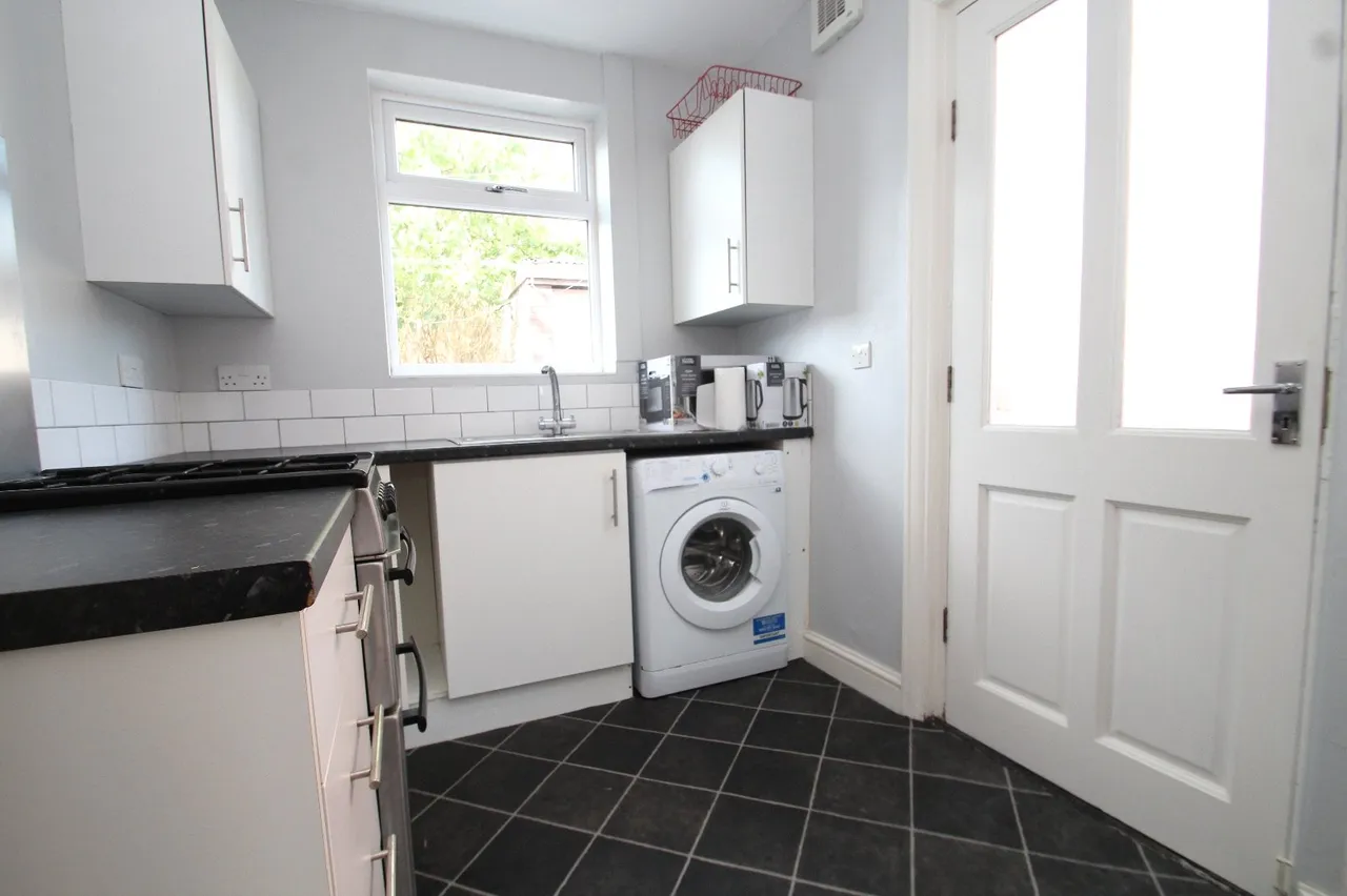 Wensley Drive, Leeds, LS7, photo 5