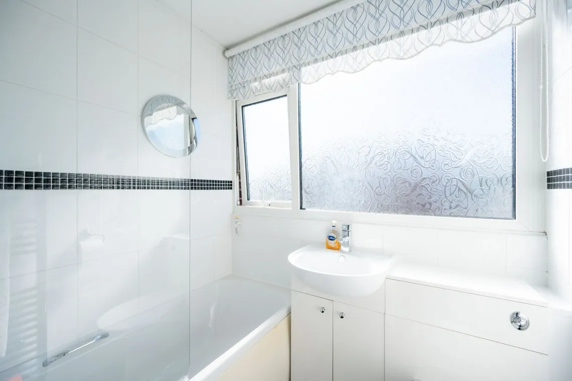 Penfold, Liverpool, L31, photo 18