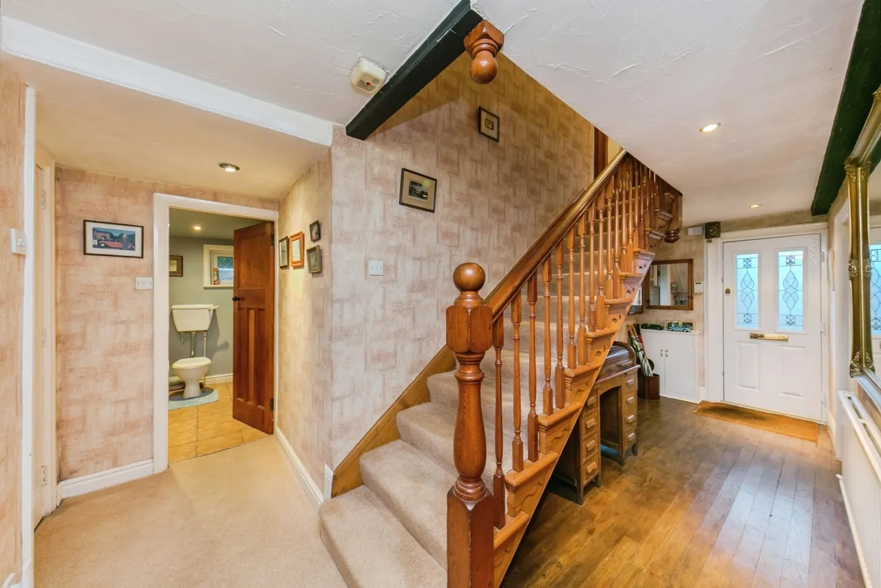 Chester Road, Macclesfield, Cheshire, SK11, photo 5