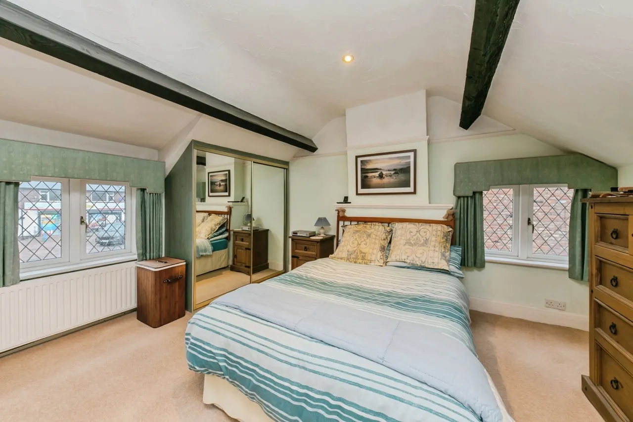 Chester Road, Macclesfield, Cheshire, SK11, photo 8