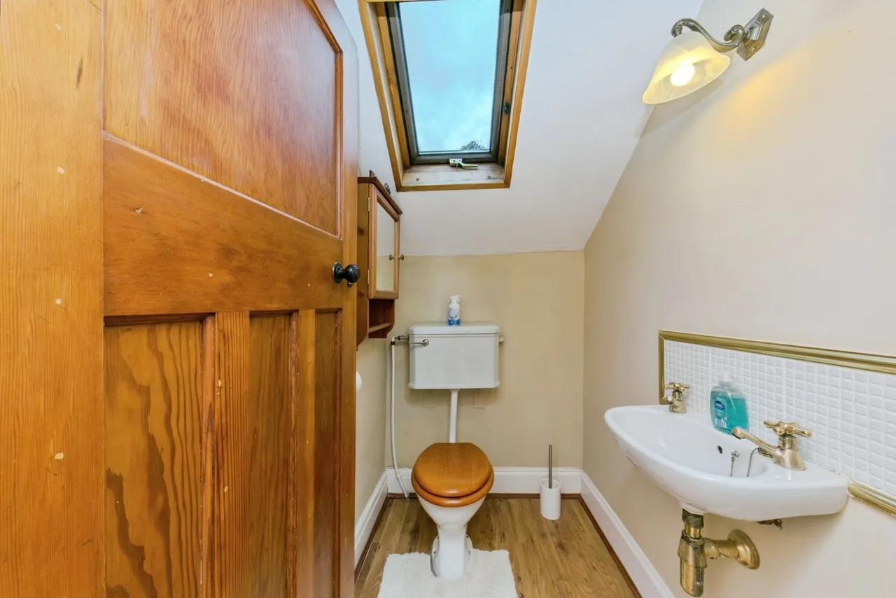 Chester Road, Macclesfield, Cheshire, SK11, photo 20