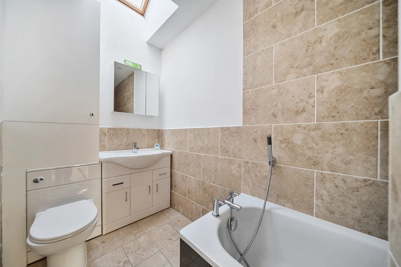 Salisbury Road, BR2, photo 12