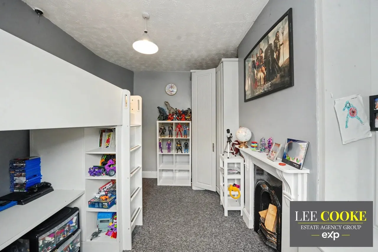Bilhay Lane, West Bromwich, B70, photo 21
