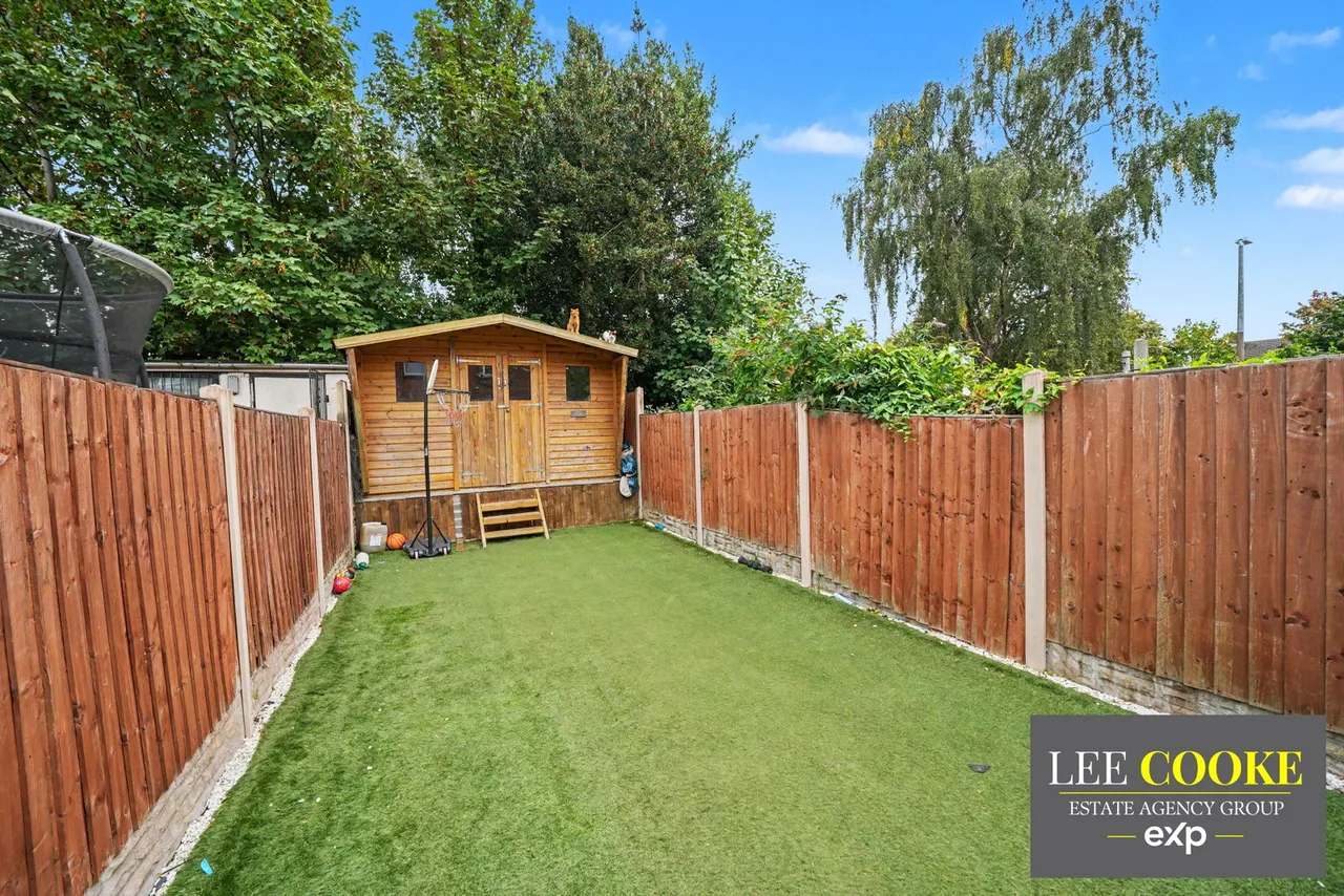 Bilhay Lane, West Bromwich, B70, photo 26
