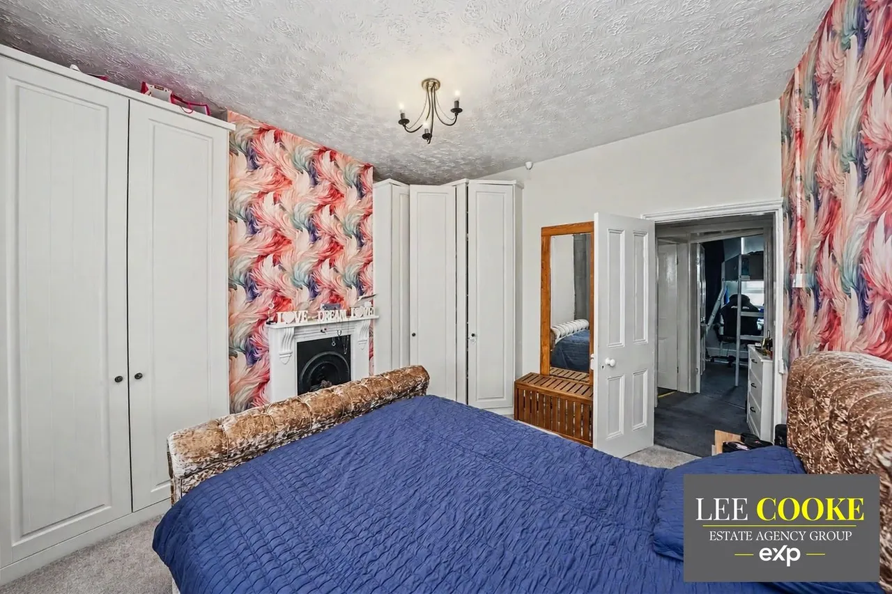 Bilhay Lane, West Bromwich, B70, photo 16