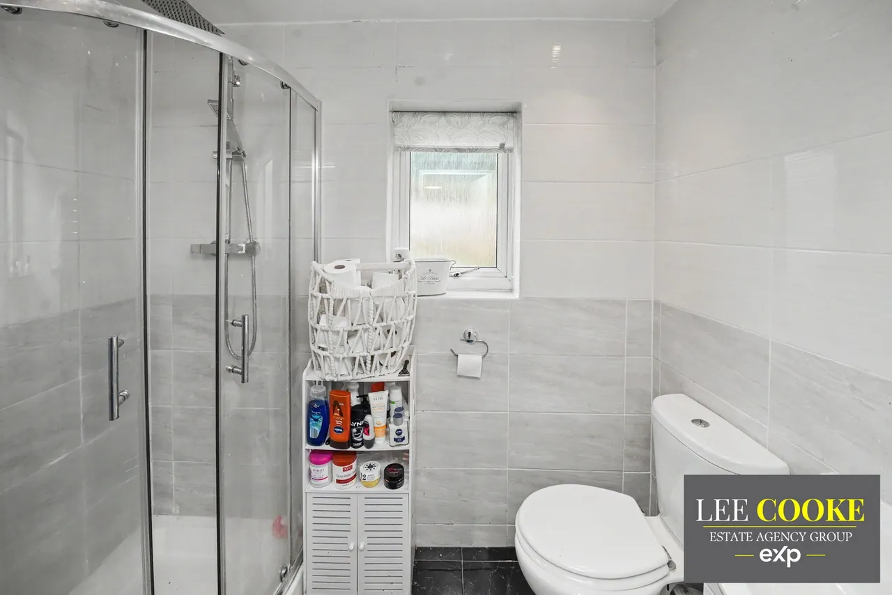 Bilhay Lane, West Bromwich, B70, photo 23