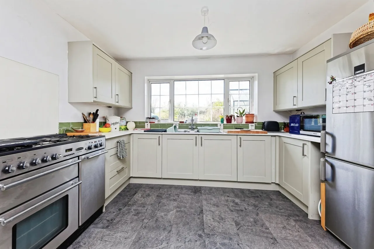 Vale View Road, Dover, Kent, CT17, photo 10