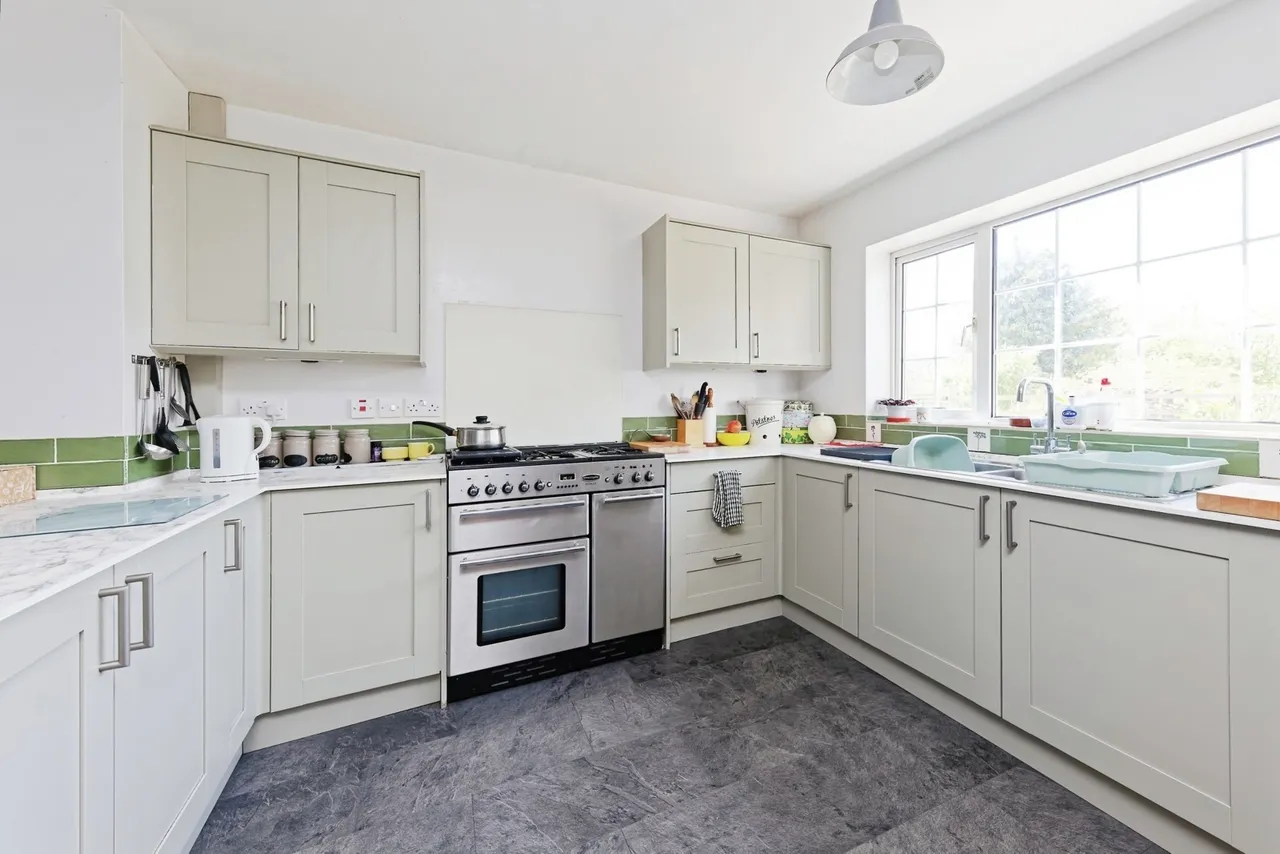 Vale View Road, Dover, Kent, CT17, photo 11
