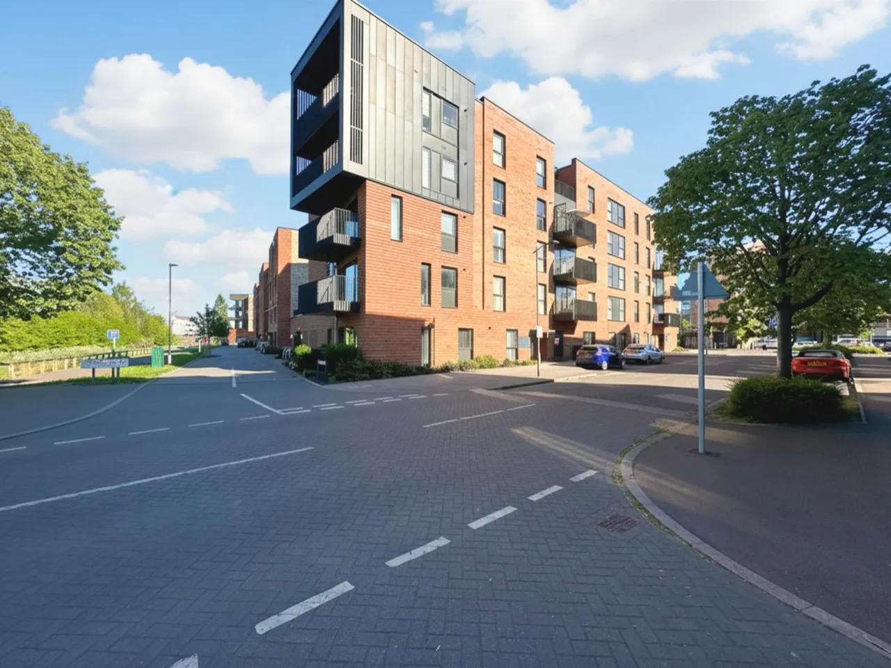 2 bed flat for sale, Hering Road, Trumpington, CB2